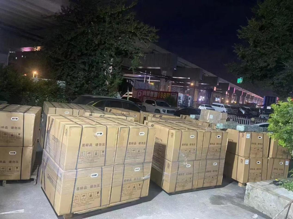 卡丁车运输到俄罗斯